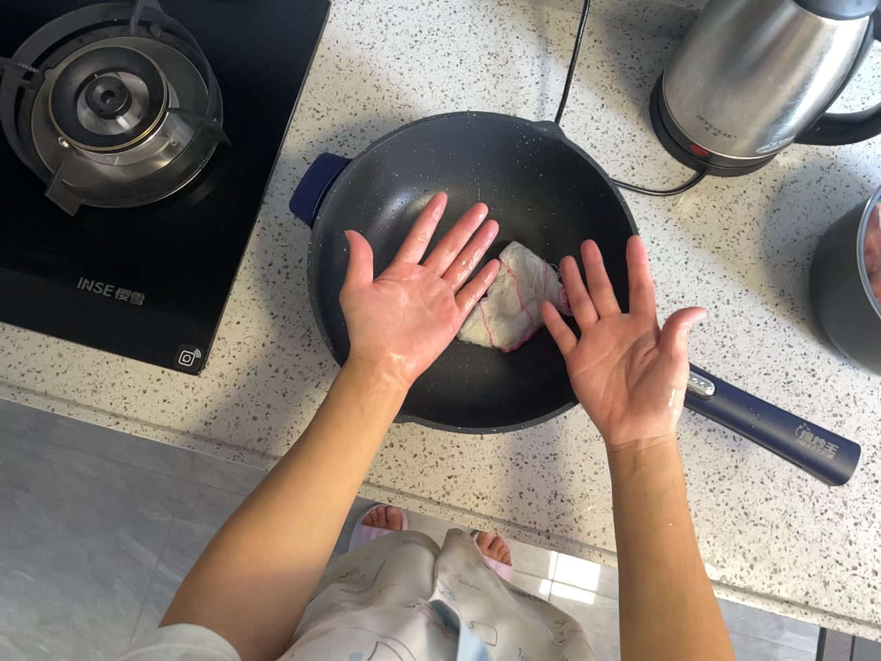 Scrubbing Cookware first-frame poster