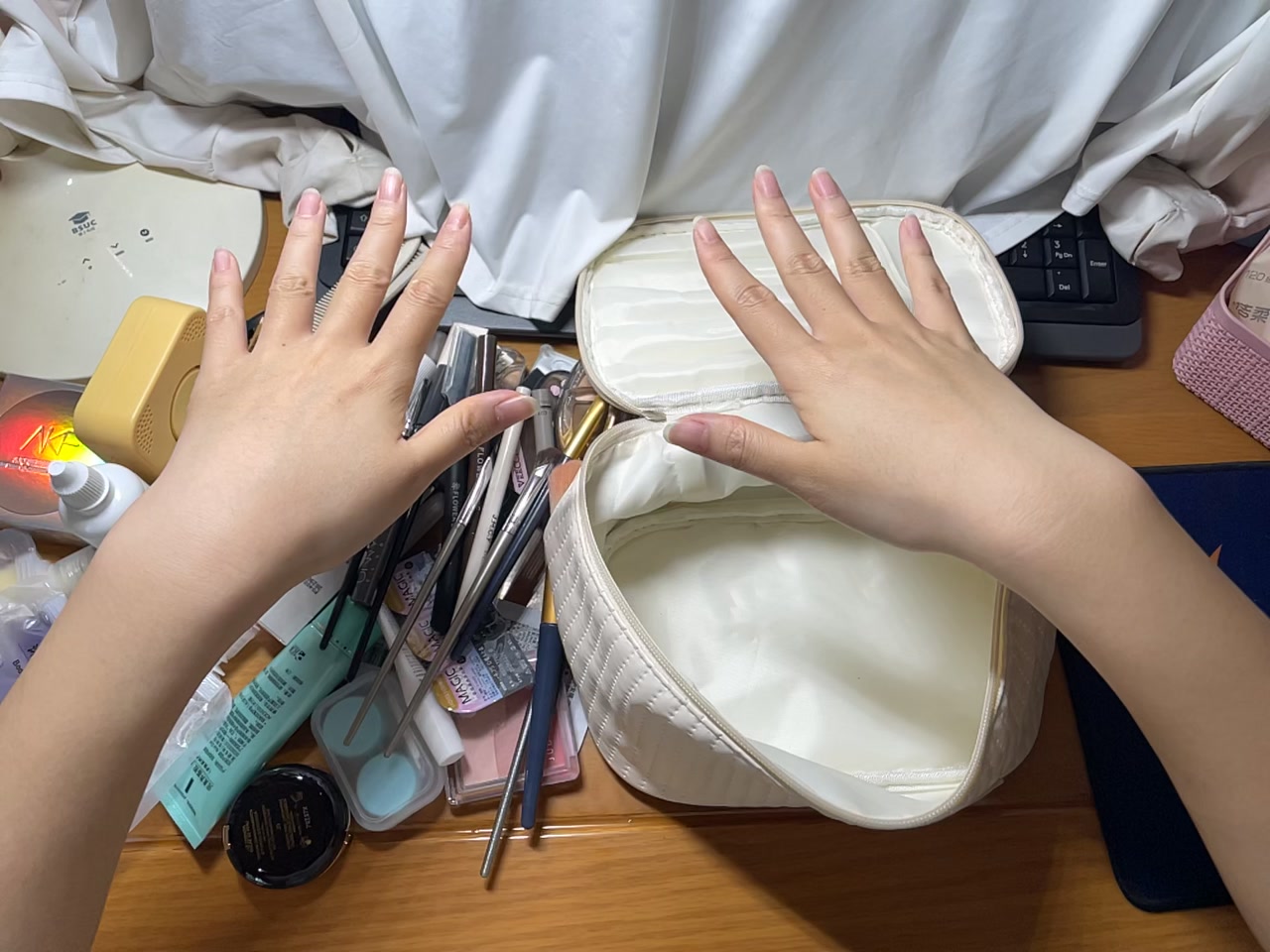 Organizing a Makeup Bag first-frame poster